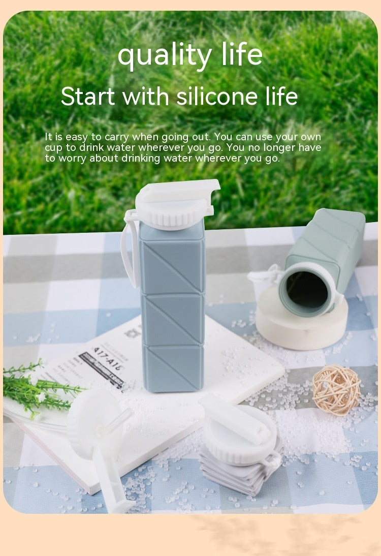 Eco-Smart Collapsible Bottle: Your Hydration Partner On-The-Go - Trip Savvy Essentials