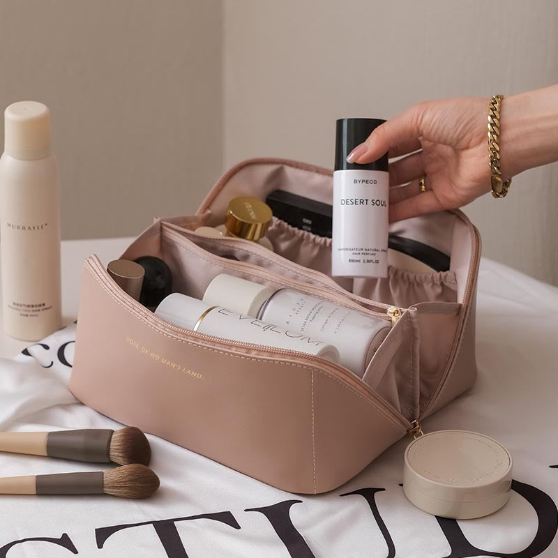 Ultimate Travel Companion: Your Spacious Cosmetic Organizer - Trip Savvy Essentials