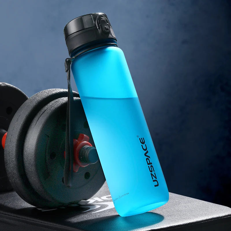 HydraFlex Sports Bottle: Leak-Proof, BPA-Free Hydration On-the-Go - Trip Savvy Essentials