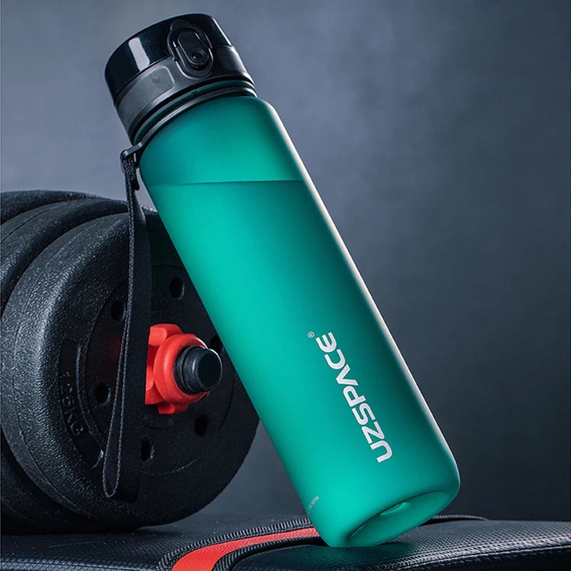 HydraFlex Sports Bottle: Leak-Proof, BPA-Free Hydration On-the-Go - Trip Savvy Essentials