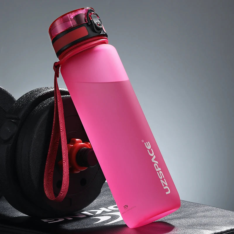 HydraFlex Sports Bottle: Leak-Proof, BPA-Free Hydration On-the-Go - Trip Savvy Essentials