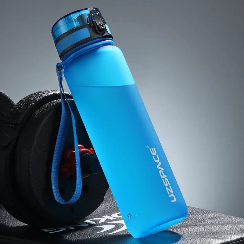 HydraFlex Sports Bottle: Leak-Proof, BPA-Free Hydration On-the-Go - Trip Savvy Essentials